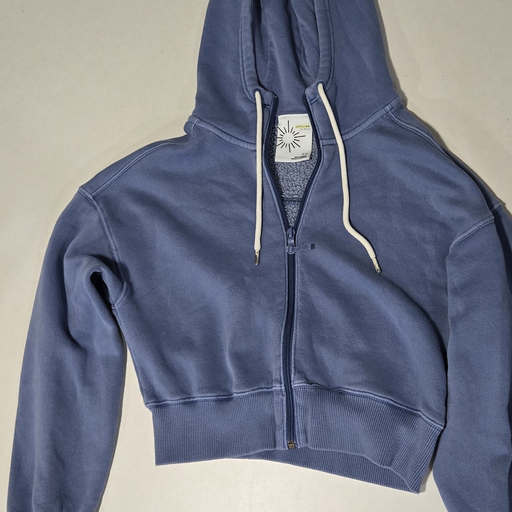 aerie Washed Denim-Blue Cropped Hoodie - Picture 4 of 10